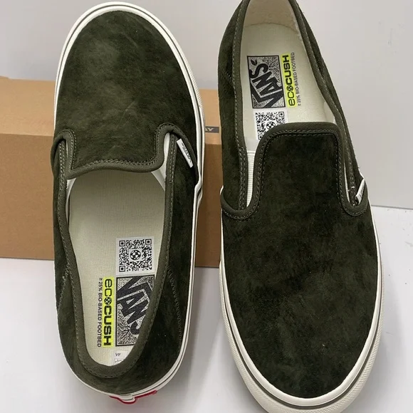 Vans Men's Green Classic Slip-On Slip-On Vr3 SfSherpa Grape Leaf/Marshma